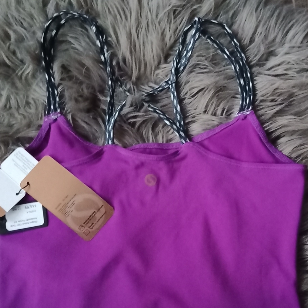 Shape athletic top - Picture 2 of 8